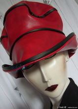 chapeau rouge et noir jours-de-pluie femme-excentrique M-L