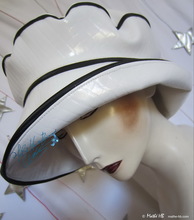 Chapeau de pluie d'été, 60-61-XL, noir et blanc façon croco simili-cuir, femme elegante